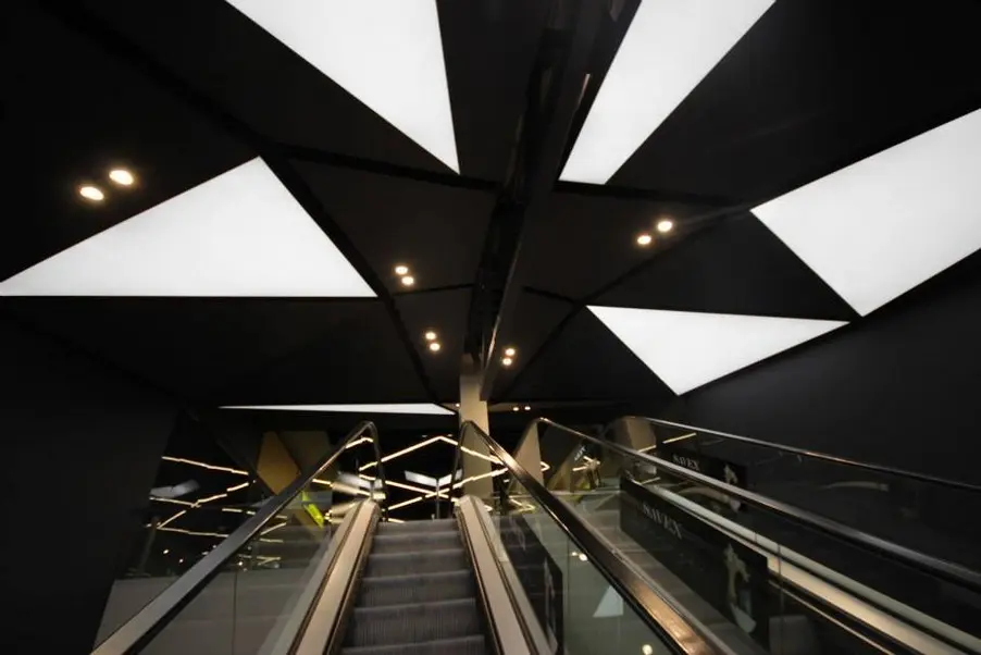 Натяжные потолки