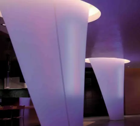 Натяжной полупрозрачный потолок