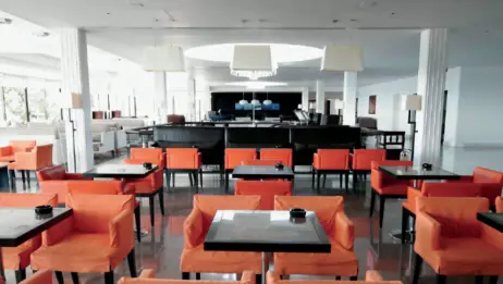 Натяжные потолки в гостиницах и ресторанах