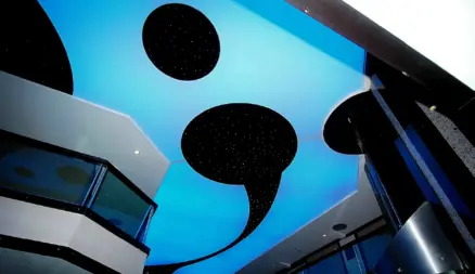 Натяжные потолки в развлекательных центрах